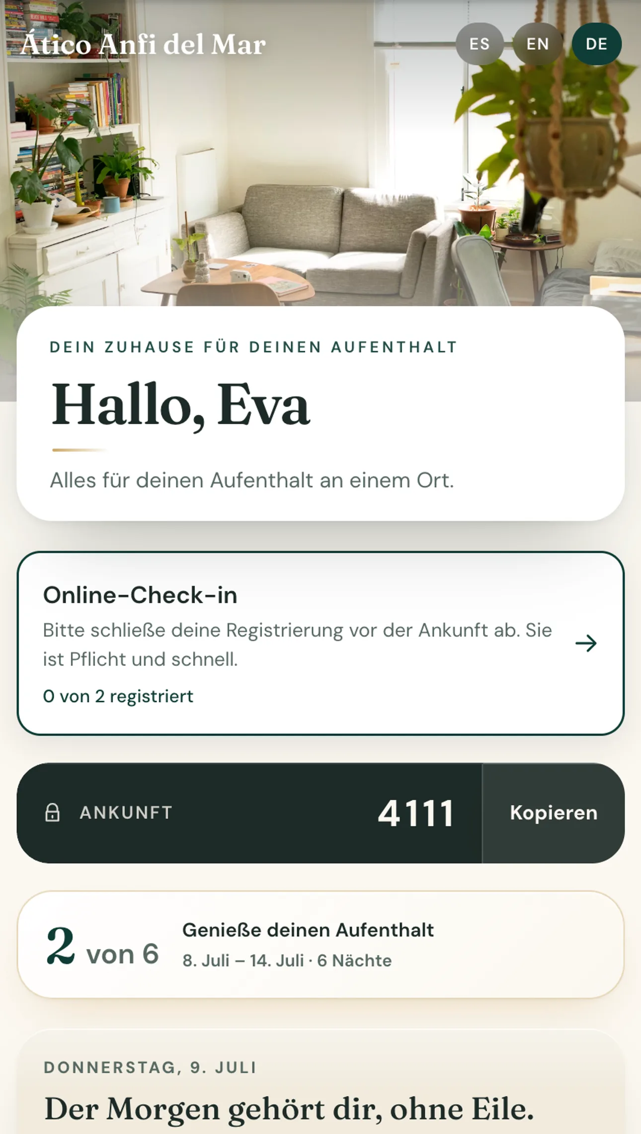 Die Startseite der Gäste-App mit dem Online-Check-in-Hinweis und dem Ankunftscode zur richtigen Zeit
